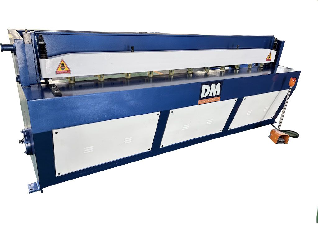 Электромеханическая гильотина Q11-3x2500